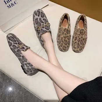 Moda za Ženske Krznen Čevlji Zimski Stanovanj Bombaž Čevlji Dame Mehko Udobno Zdrsne na Leopard Loafers Plišastih Toplo Zapatos De Mujer
