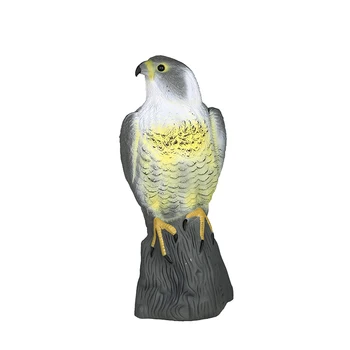 Realno Falcon Vabo Plevela Zatiranje Vrtnih Ptic Scarer Strašilo Dekor 17 x 17.5 x 41 cm