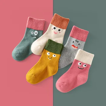 Otroške bombažne nogavice 5 parov tla nogavice šivanje multicolor 1 do 12 leta starosti spomladi in jeseni risanka cute girl boy nogavice