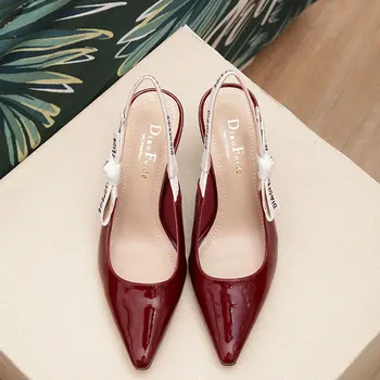 Majhno pete dame eno čevlji, usmerjen stiletto čevlji, rdeča luč stiletto čevlji, 2020 star slog seksi ženske čevlje,banket