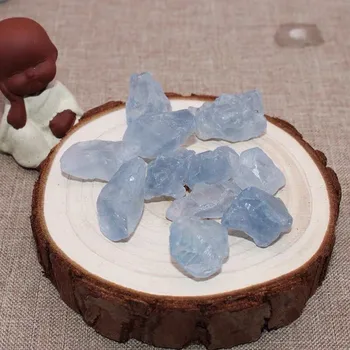 Naravnih modra kianit grobo kamni kristali, minerali in kamni roug
