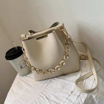 Elegantni Ženski Verige Tote Vedro vreča 2020 Moda Novo Kakovost PU Usnja Ženske Oblikovalec Torbici Potovanja Ramenski Messenger Bag