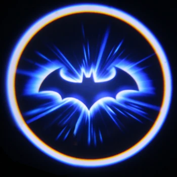 2pcs Upravlja Brezžični LED Avtomobilska Vrata, Dobrodošli Svetlobe Laserski Projektor Logotip Lučka 3*AAA Baterije Duha Sence Svetlobe za Bat man