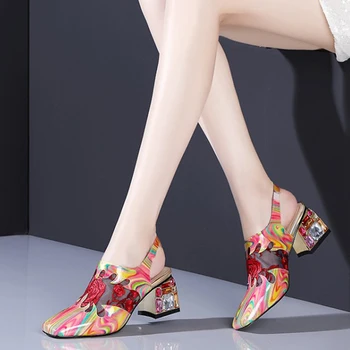 2020 poletje nov modni diamant debele pete očesa vezenje cvet Baotou kul čevlji ženske