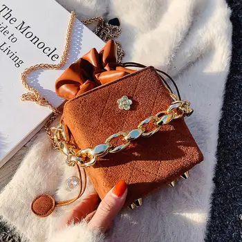 Debelo Verigo Tote Vedro vreča 2021 Moda Novih kakovostnih Mat PU Usnja Ženske Oblikovalec Torbici Verige Ramenski Messenger Bag