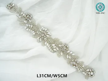 （1PC) Srebrna poročna beaded kristalno nosorogovo applique železa na za poročno obleko WDD1017