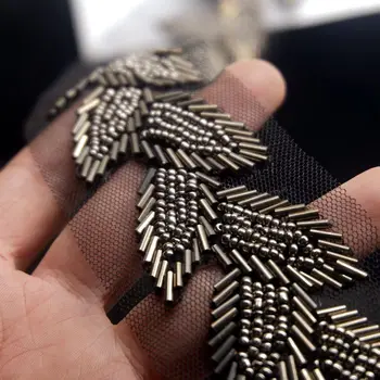 Težko delo beaded poročno obleko pribor očesa ročno zašiti cev kroglice listov gun barva čipke DIY izrez materiala