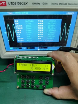 ADF4351 Signal Vir VFO Spremenljivo Frekvenco Oscilatorja Signal Generator 35MHz, da 4000MHz Digitalni LCD Zaslon USB DIY Orodja
